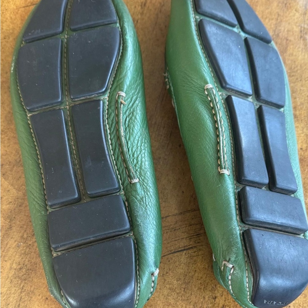 Prada Women's Green Leather Loafers 9.5 - Picture 9 of 11